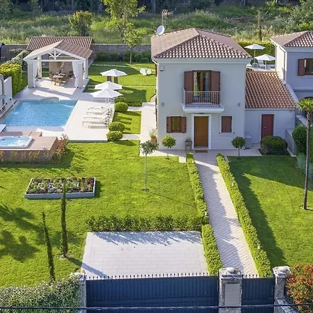 Sleeps 6 Pool Wifi Dassia (Corfu)